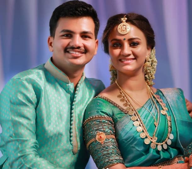 nidhin raj ips with his wife dr lekshmi krishnan