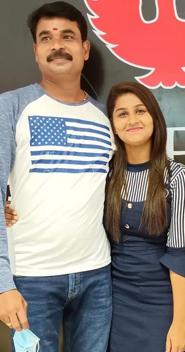 gayathri vj with her father